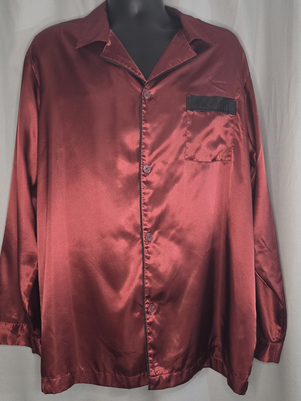 Roundtree & Yorke Size XL Men's Satin Button-Up Jacket in Deep Burgundy